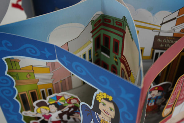 Livro Pop-up - Os Gigantes de Olinda - Image 4